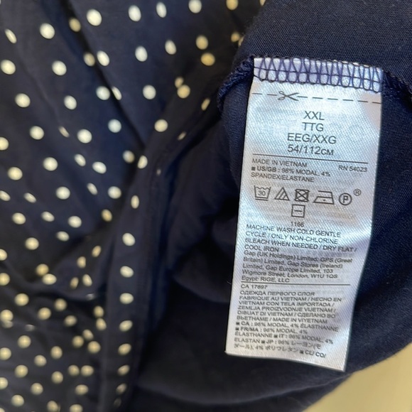 Banana Republic polka dots tee - Picture 6 of 9